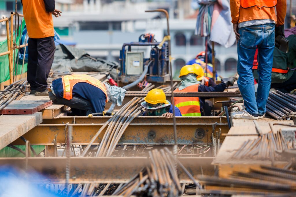 Link Resources white card training construction crew working safely on building site