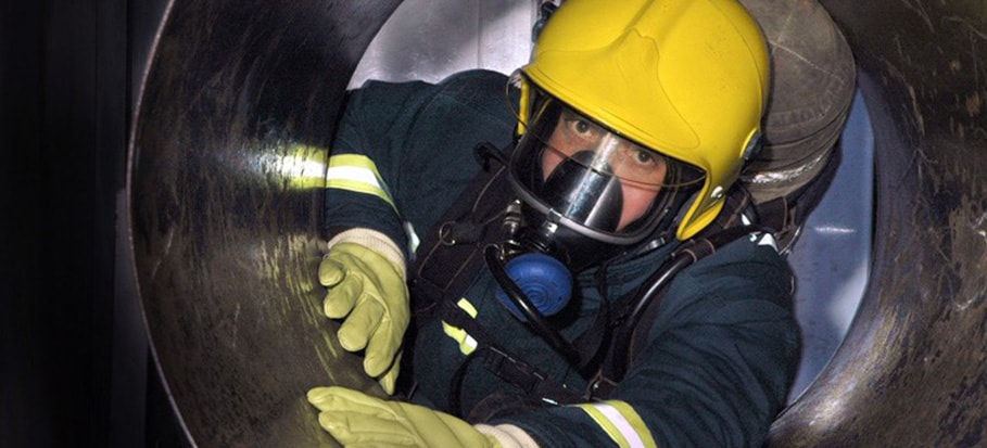 Confined-Space-With-BA-nv1
